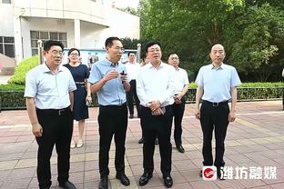 詹眉+拉塞尔/雷迪什/普林斯 湖人本季采用这套首发战绩6胜1负